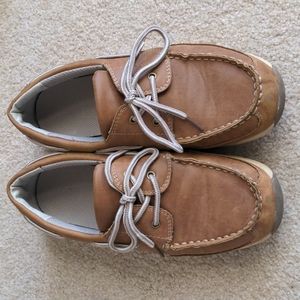 Boys Boat Shoes Size 5 Medium